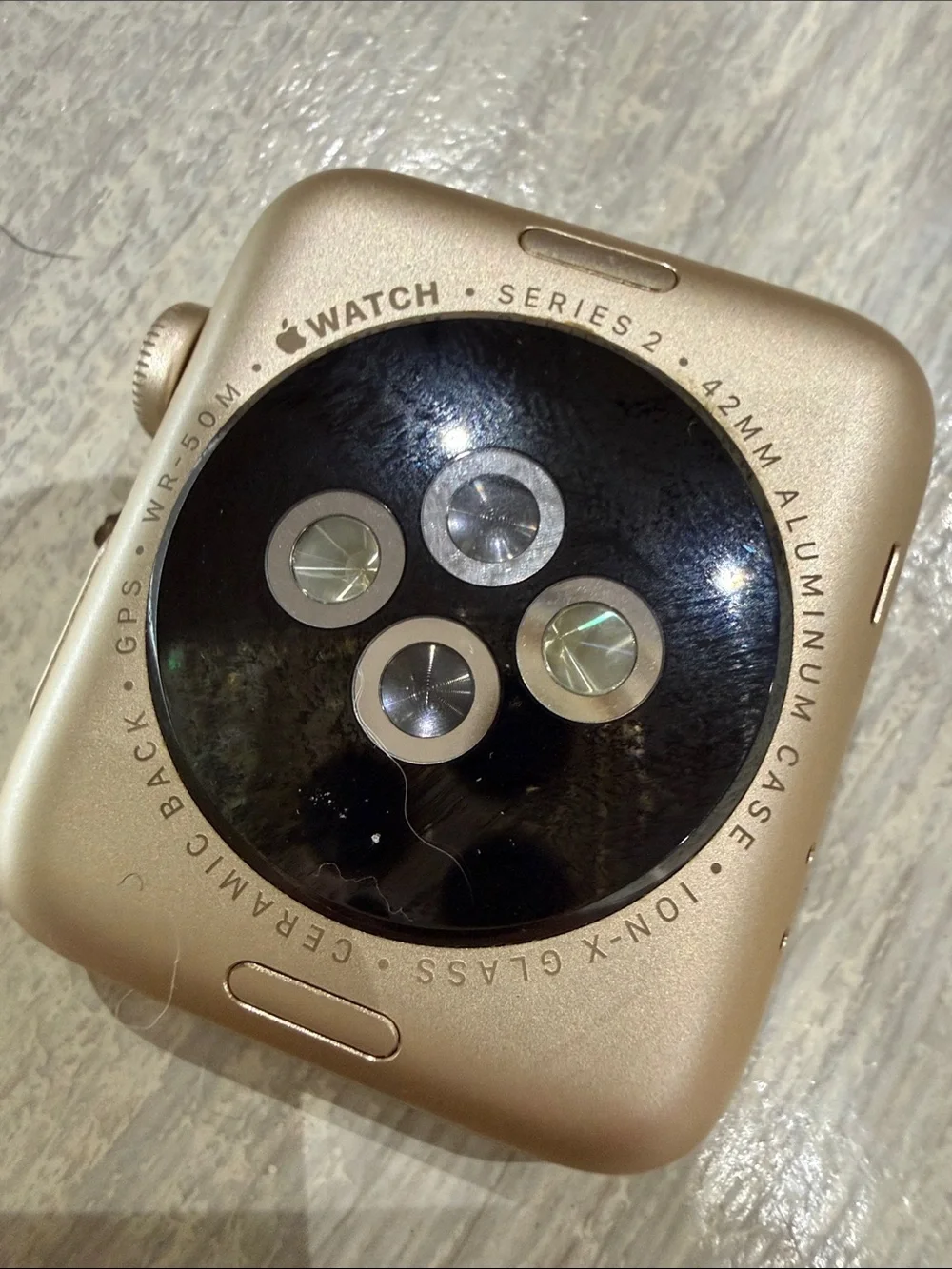 Apple smartwatch gold